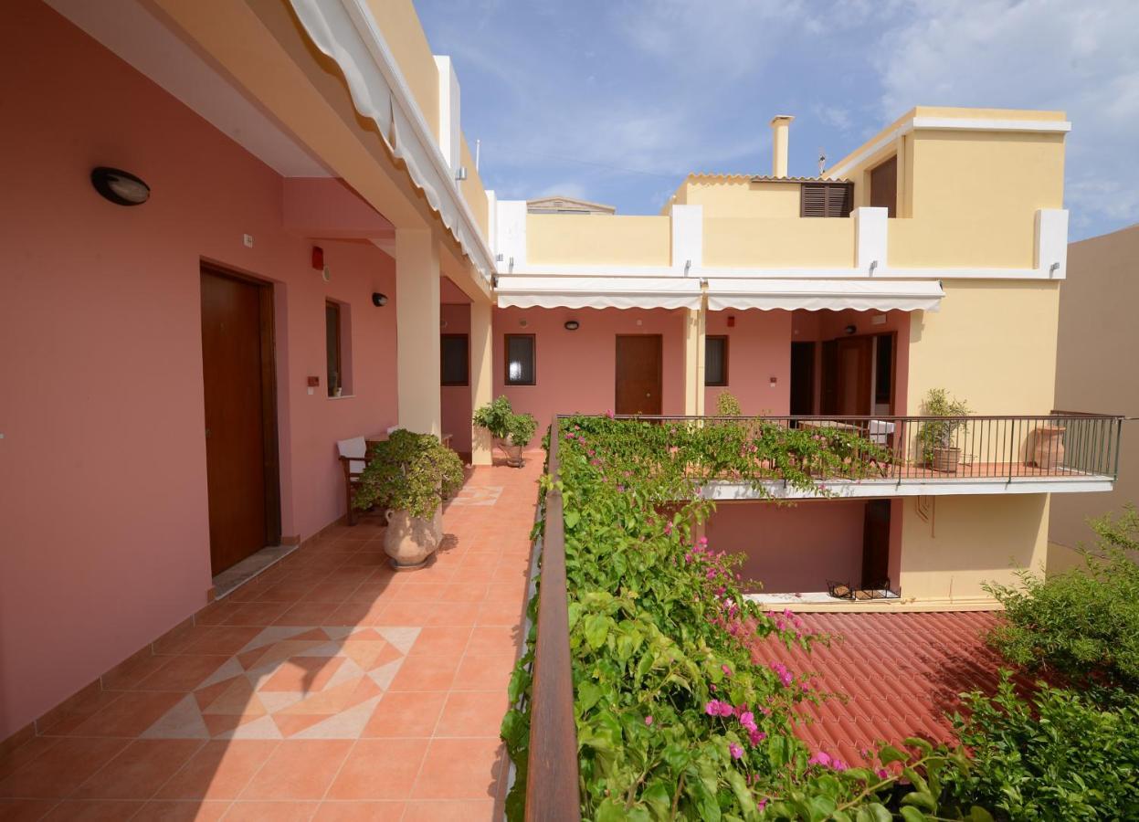 Konstantza Studios&Apartments Ermoupoli Exterior foto